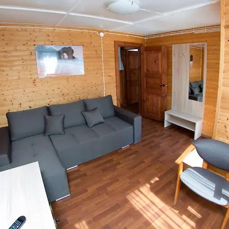 Osrodek Wypoczynkowy Familifan * دجيفنوفيك