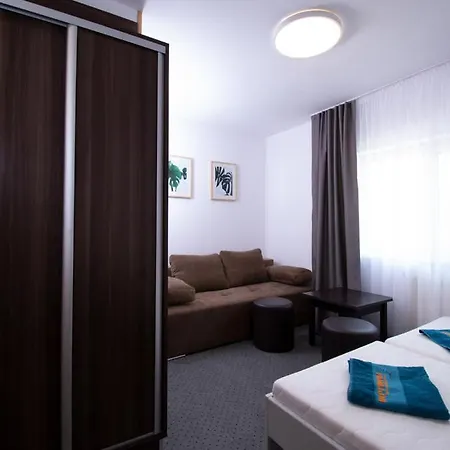 منتجع Osrodek Wypoczynkowy Familifan دجيفنوفيك