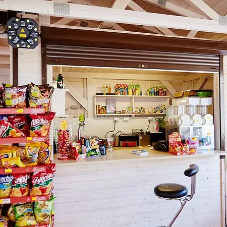 منتجع Osrodek Wypoczynkowy Familifan *