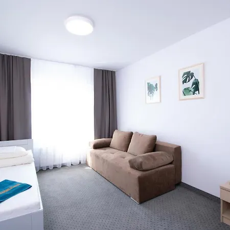Hotel Osrodek Wypoczynkowy Familifan Dziwnówek