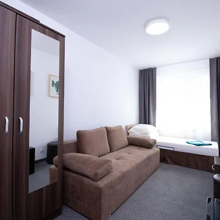 Hotel Osrodek Wypoczynkowy Familifan *