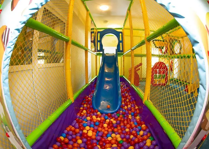 Osrodek Wypoczynkowy Familifan * Dziwnówek